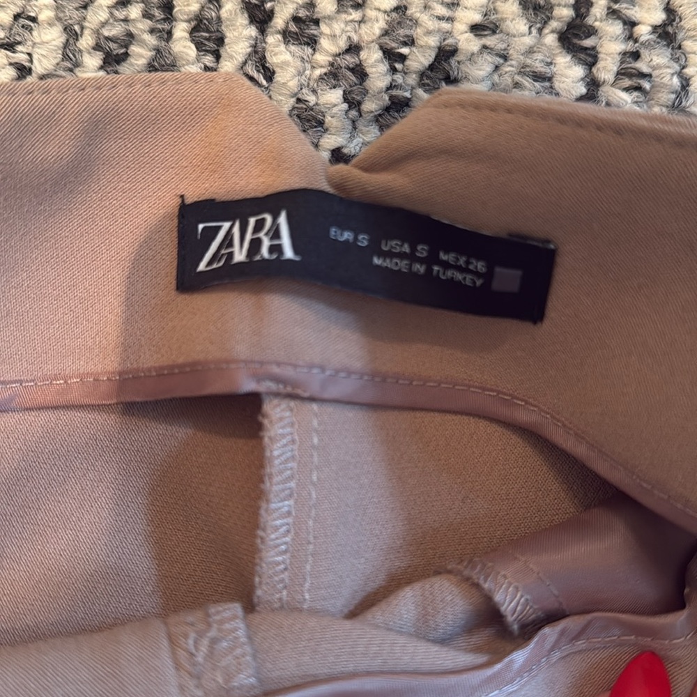 Zara Women  Beige Dress Pants size small - Picture 4 of 6
